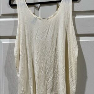 BKE Red Elegant Cream Sleeveless Top